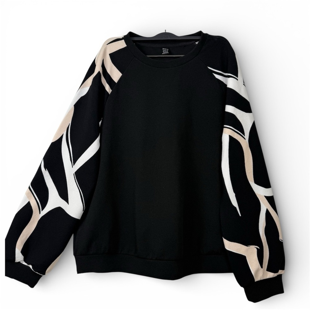 3/$25 SHEIN Black Crewneck Top with Abstract Print Sleeves | Size XL |Excellent - Picture 3 of 11